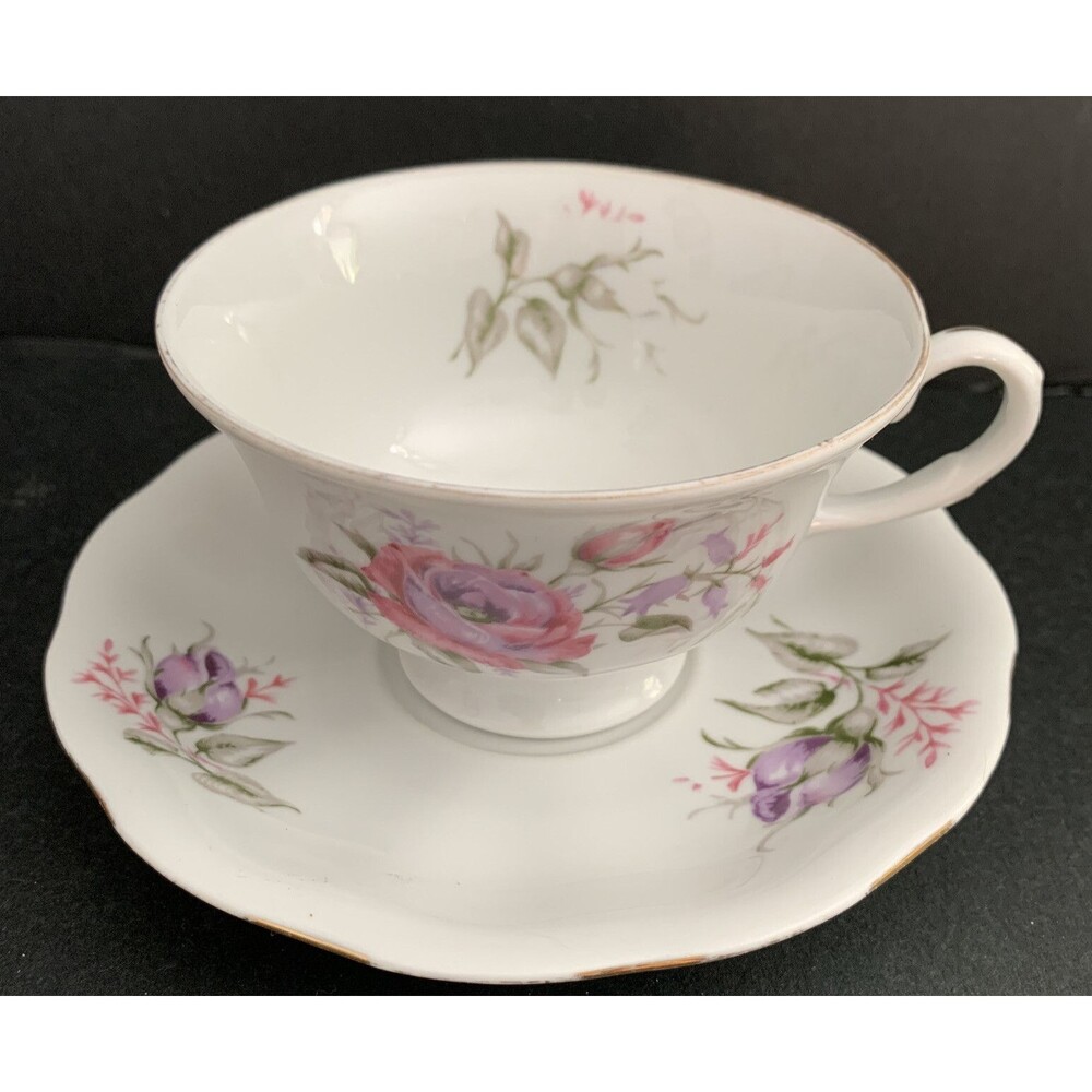 Favolina Poland tea cup and saucer pink purple green rose buds